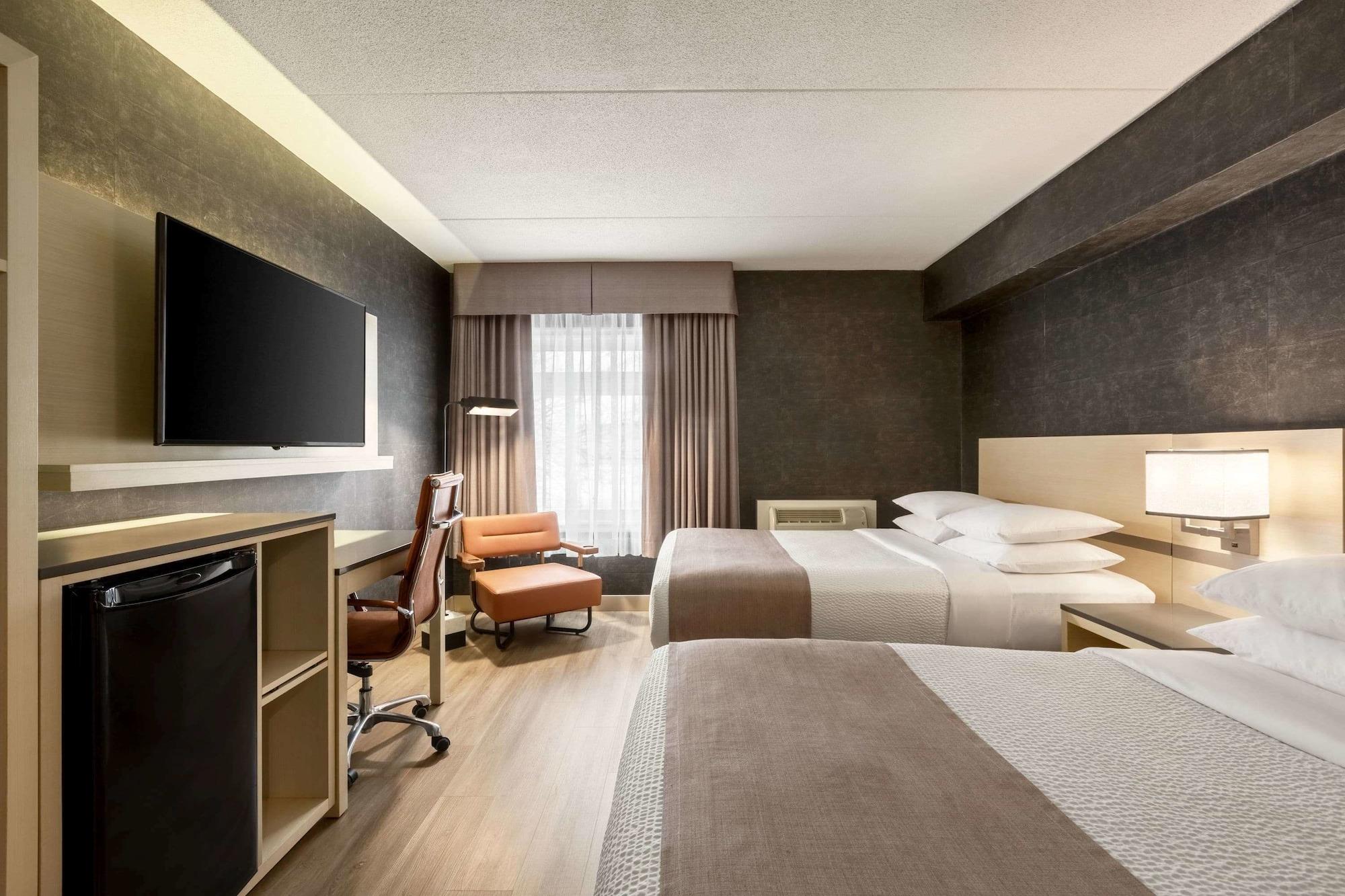 Days Inn By Wyndham Toronto West Mississauga Exteriör bild
