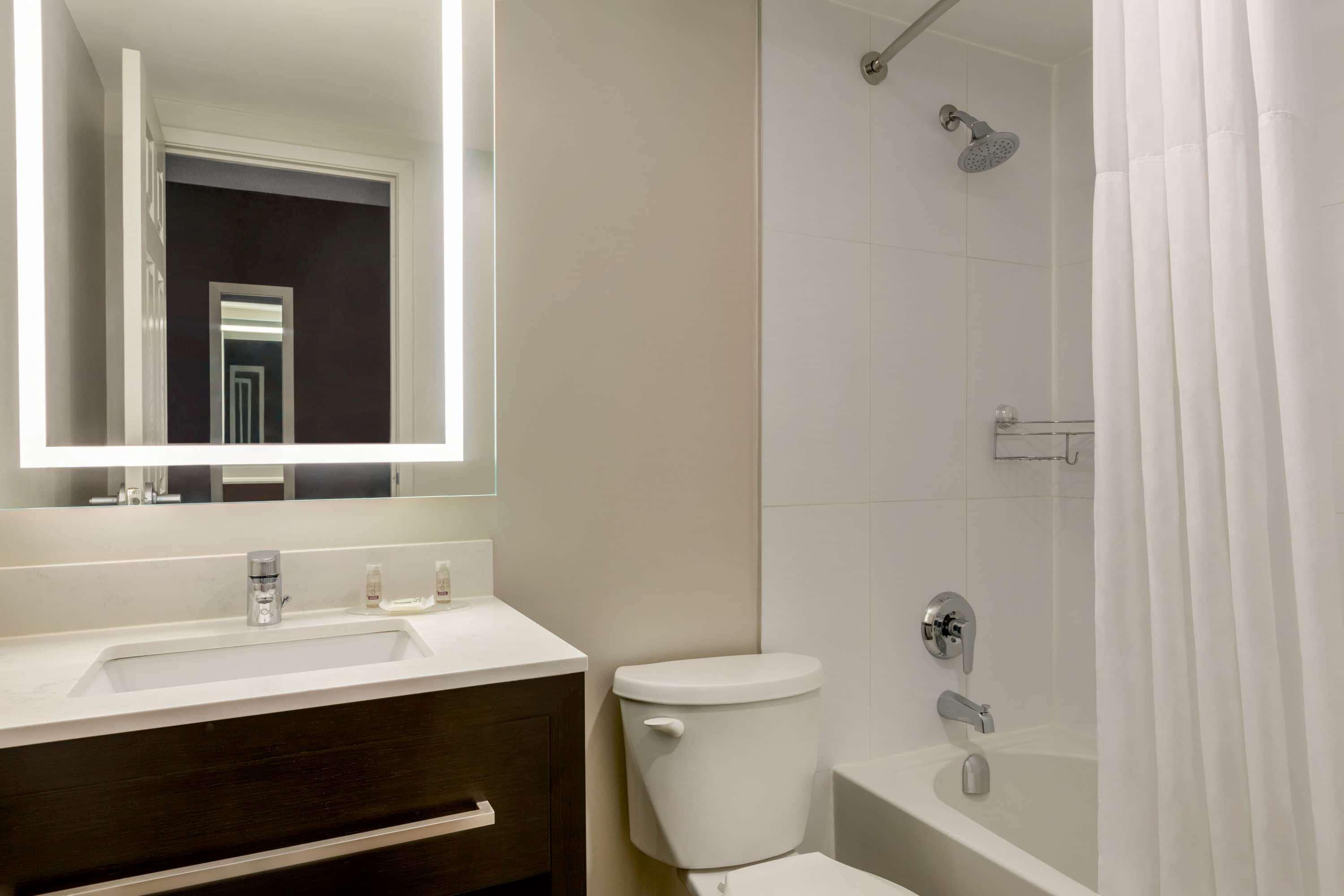 Days Inn By Wyndham Toronto West Mississauga Exteriör bild