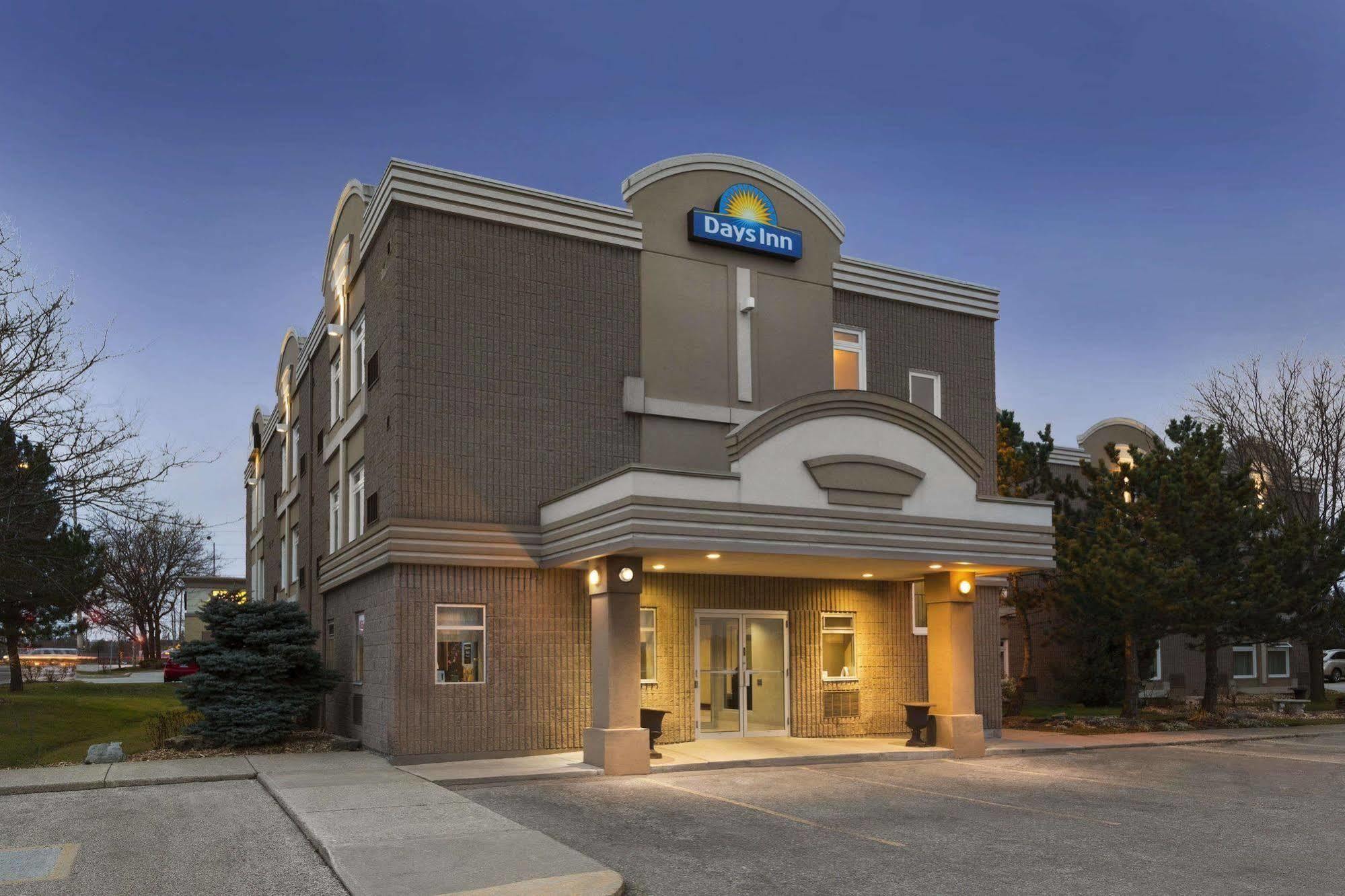 Days Inn By Wyndham Toronto West Mississauga Exteriör bild